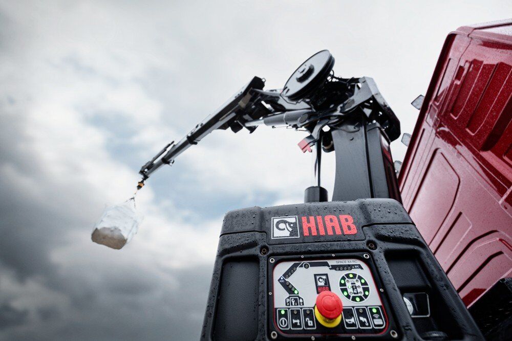 ヒロ　 Hiab X-HiPro 362 Mobile Crane | AllMachines