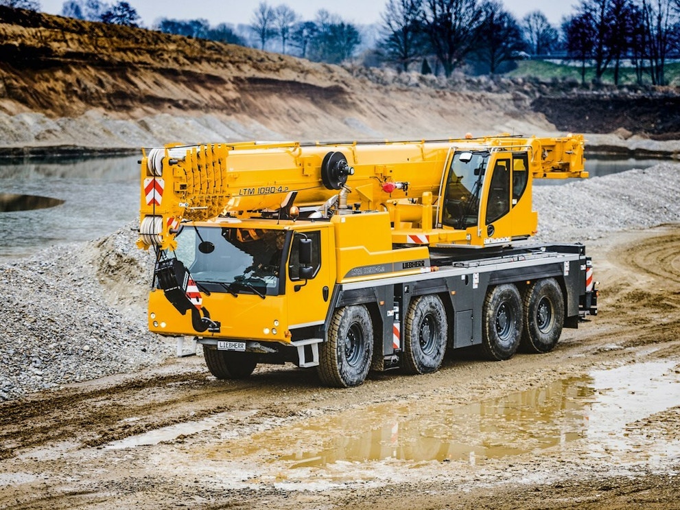 Liebherr LTM 1090-4.2 モバイルクレーン LTM 1090-4.2 - Crane Monsters