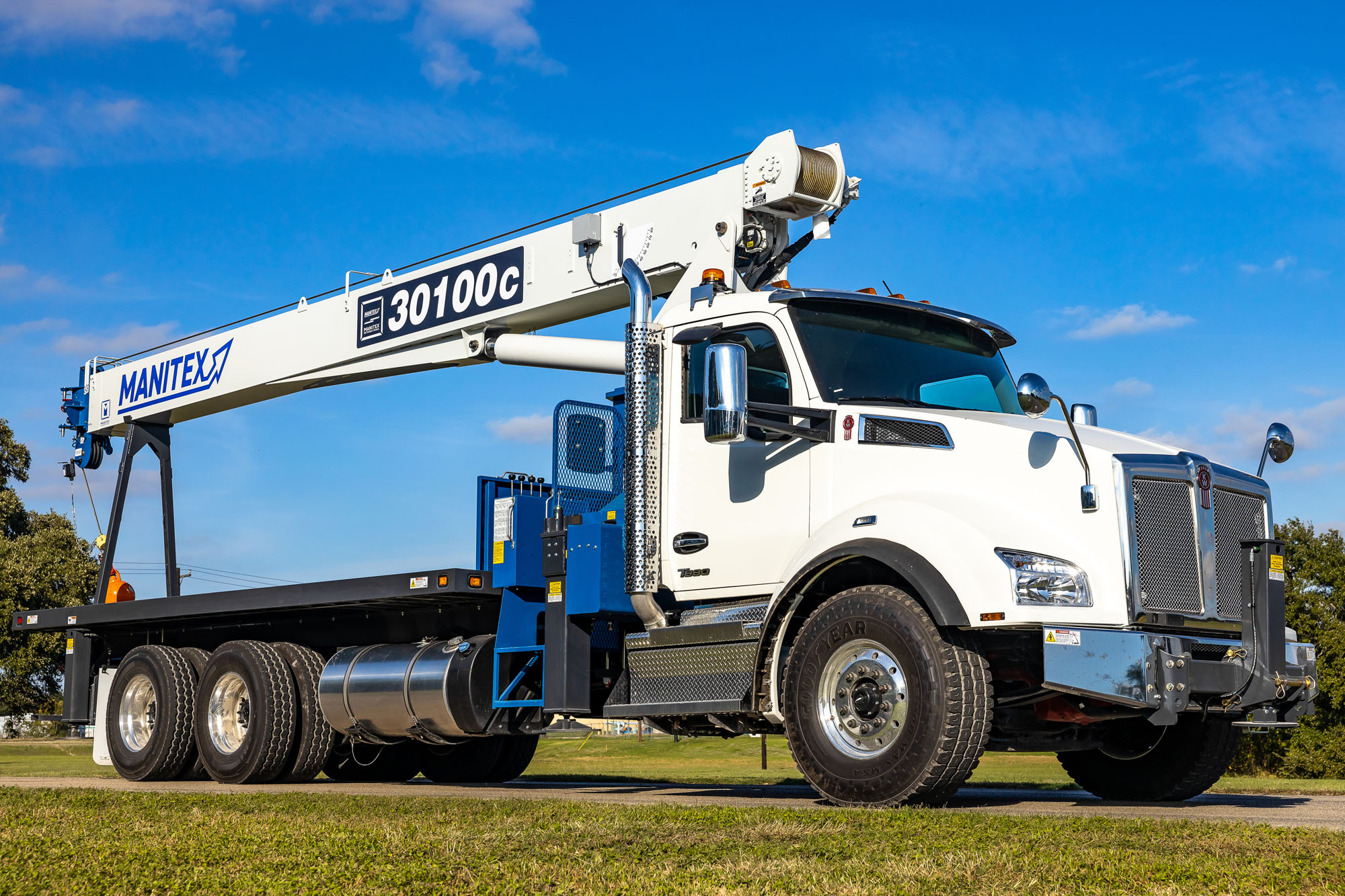 Manitex 30100C Mobile Crane | AllMachines