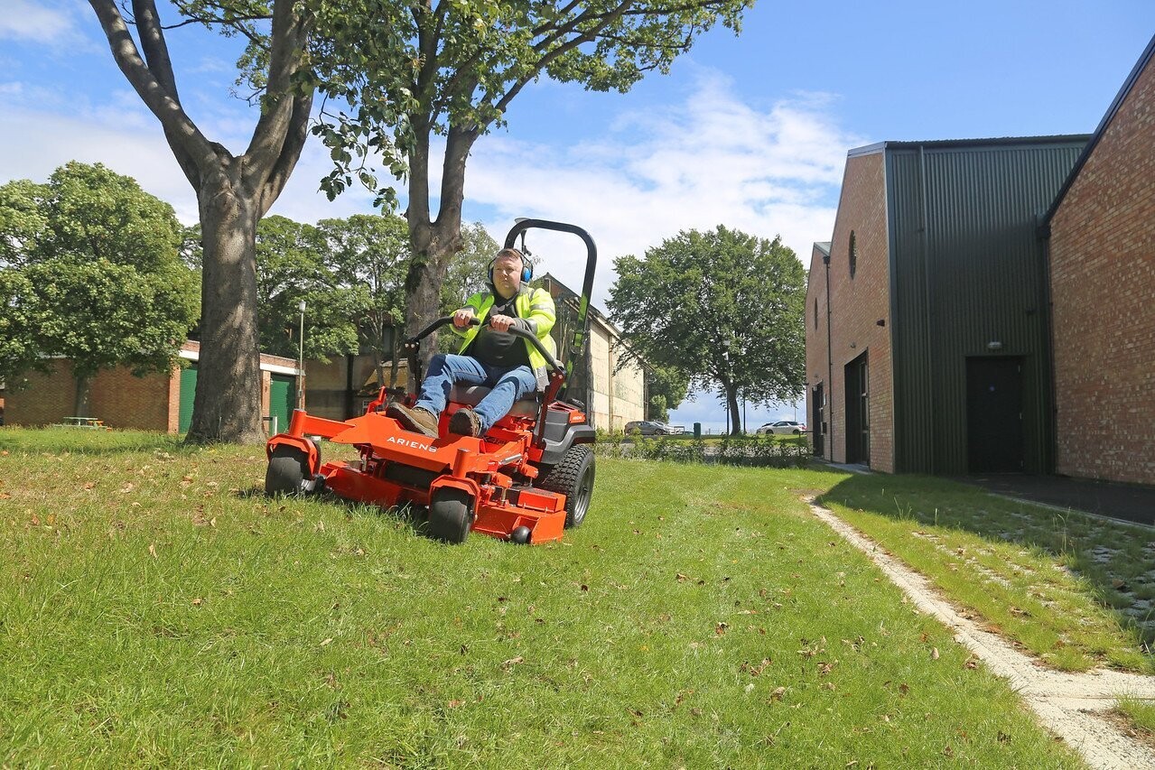Ariens Apex 52 Kawasaki Mower | AllMachines