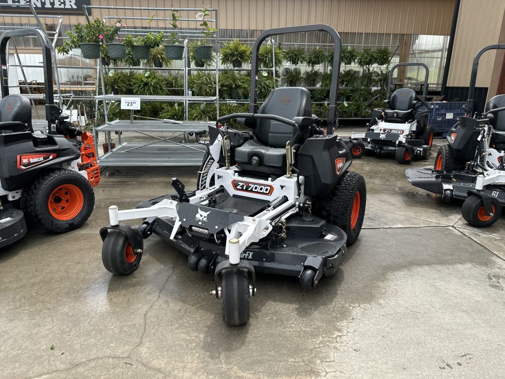 kimotty KIOTI ZXC54 Commerical Zero Turn Mower | The Best Tractors for…