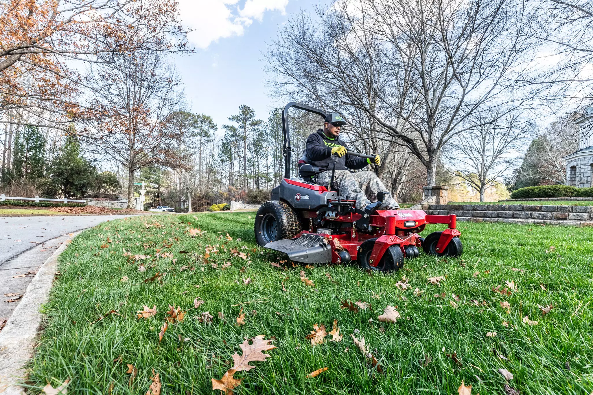 Exmark Turf Tracer X-Series 60-in Deck with Mulch Kit