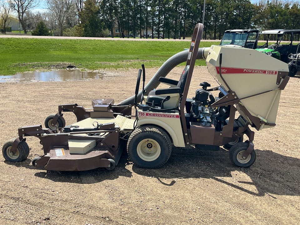 Front Mount Grasshopper 727 GRASSHOPPER 727 Zero Turn Lawn Mowers