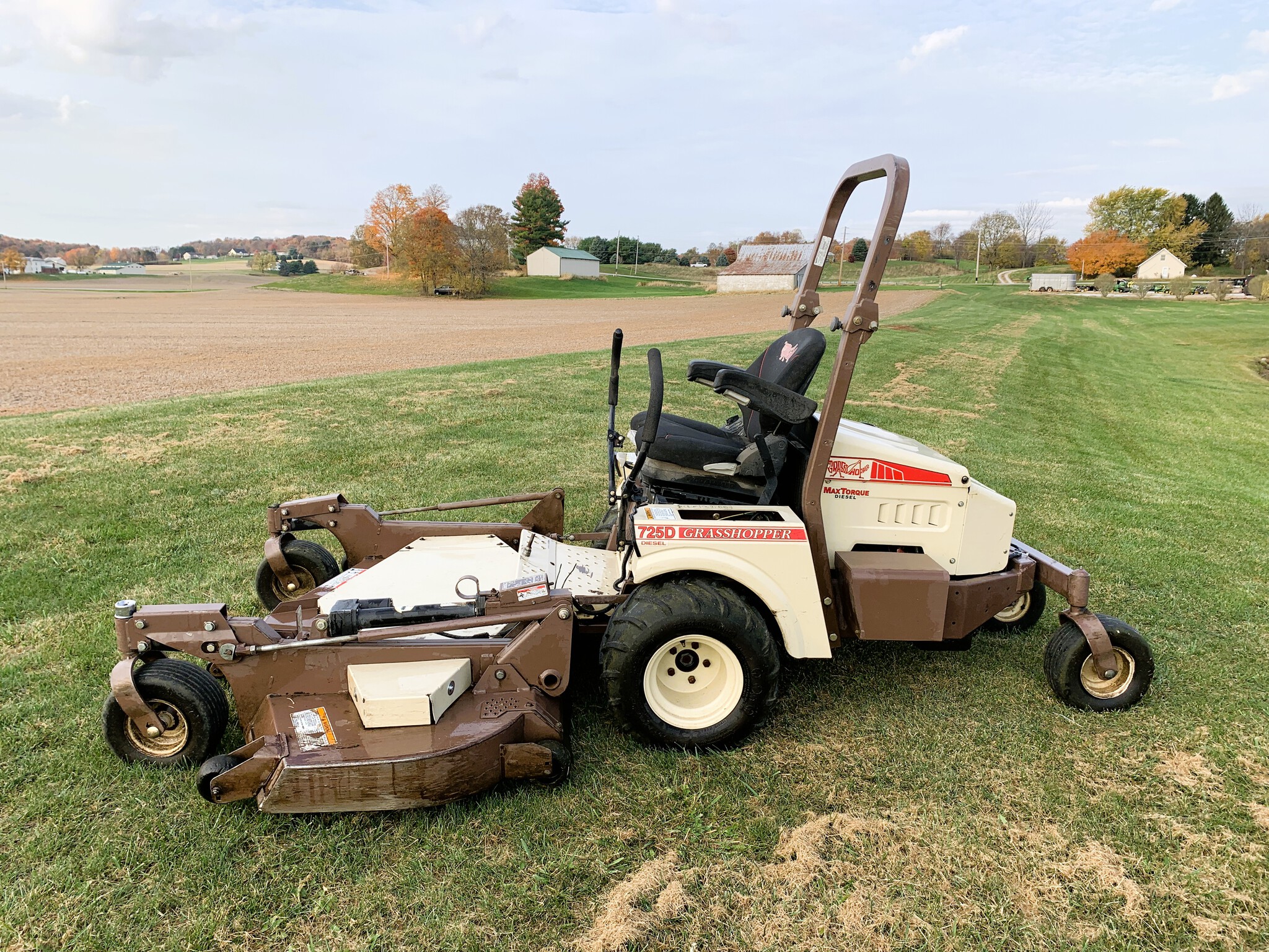 Grasshopper 725DT Mower | AllMachines