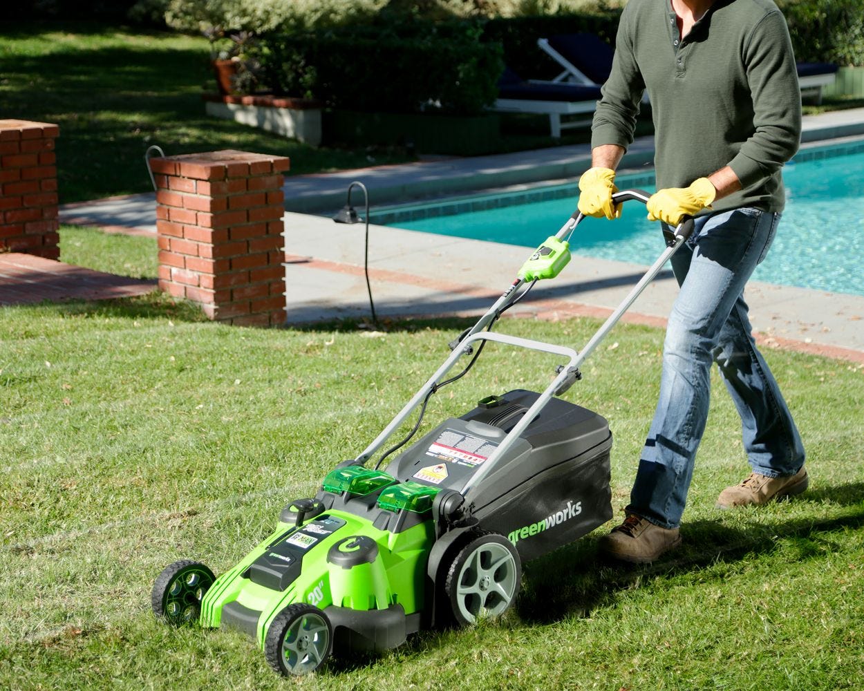 まい　緑T2 Greenworks 25302 Mower | AllMachines