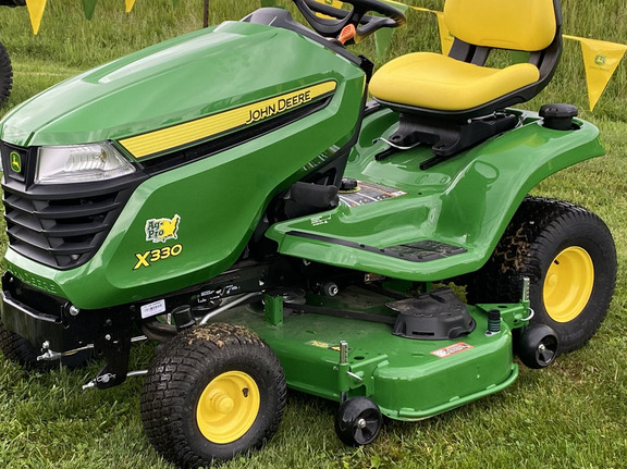 John Deere X330, 48-in deck Mower AllMachines - Main Image