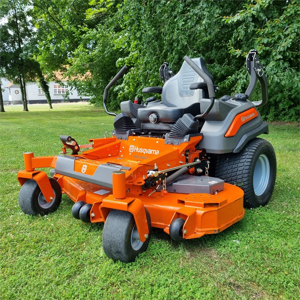 なつぞら Husqvarna Z560X Mower | AllMachines