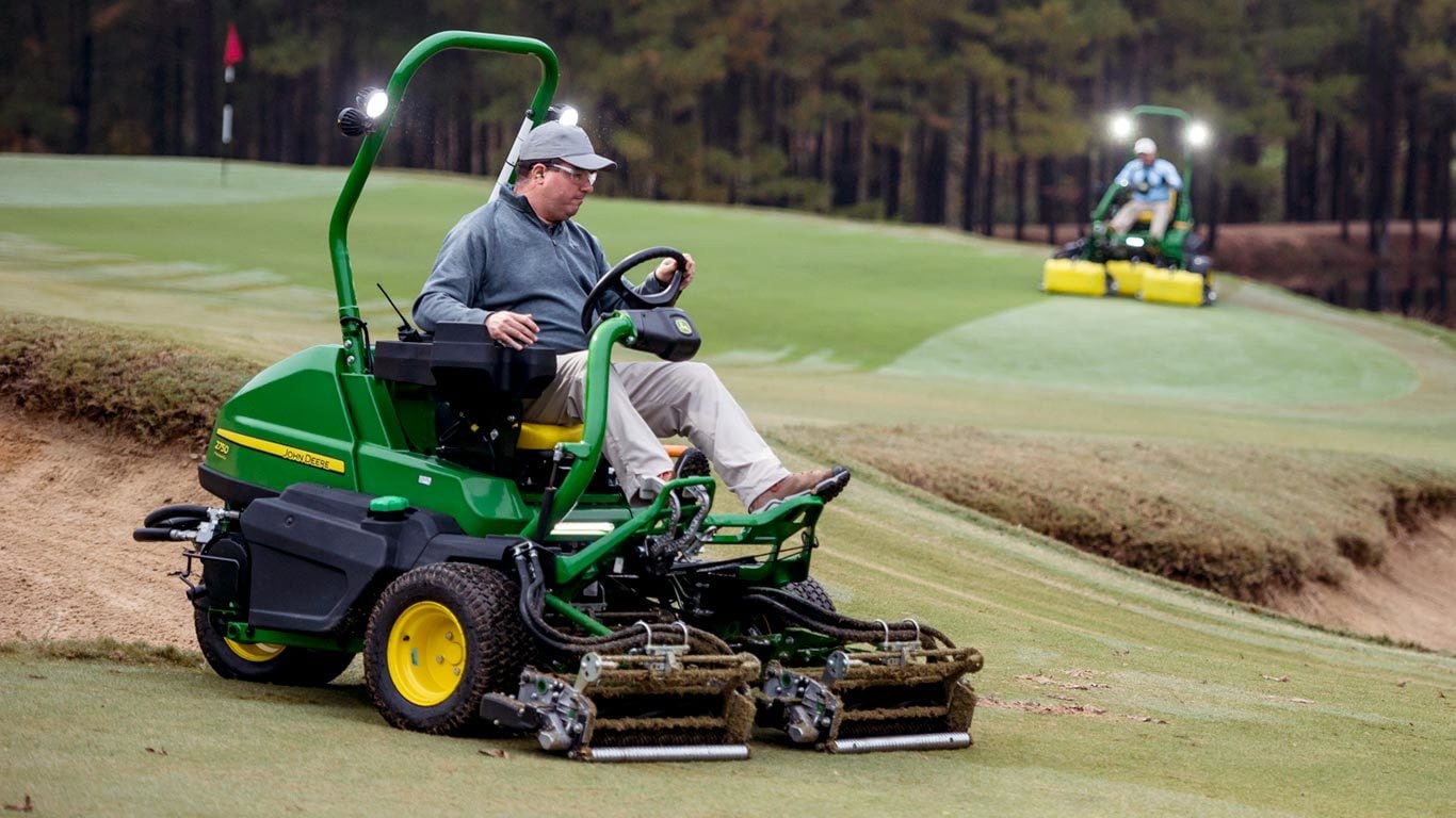 John Deere 2750 PrecisionCut Mower | AllMachines