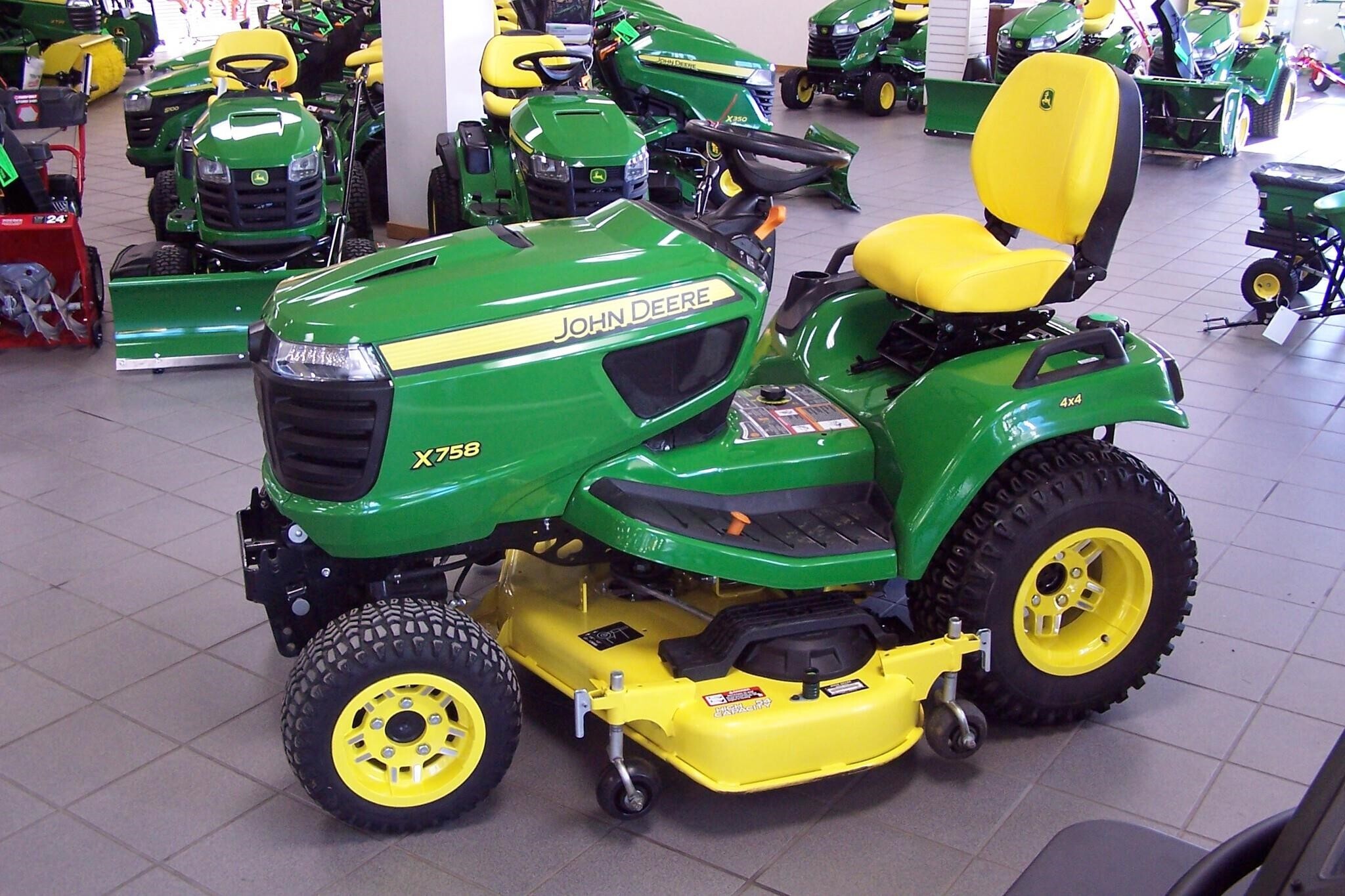 John Deere X758 Mower | AllMachines