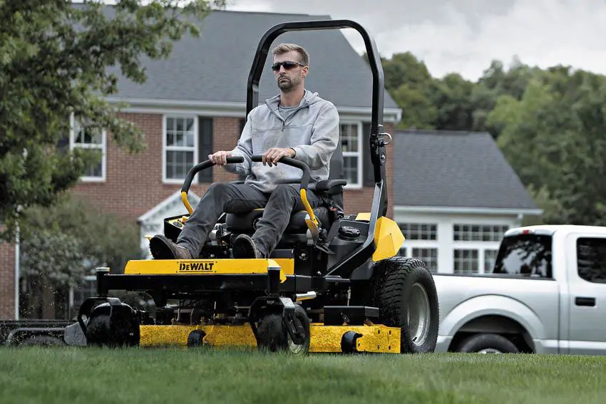 Dewalt Z160 60-in Kawasaki Mower | AllMachines